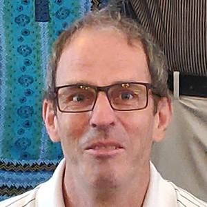 Meet your Posher, Simon a.